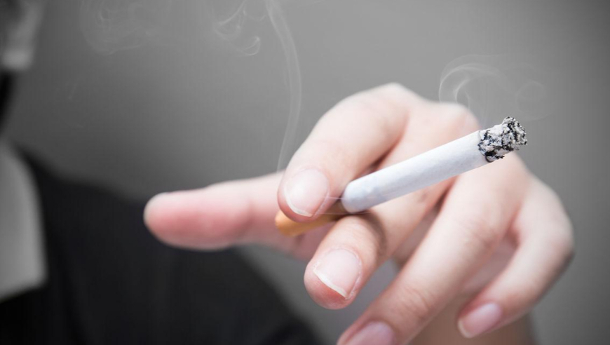 中学老师当众连续掌掴学生,澳门2025精准一码一肖中奖,精准解释落实及其象征意义_创意版V9.28